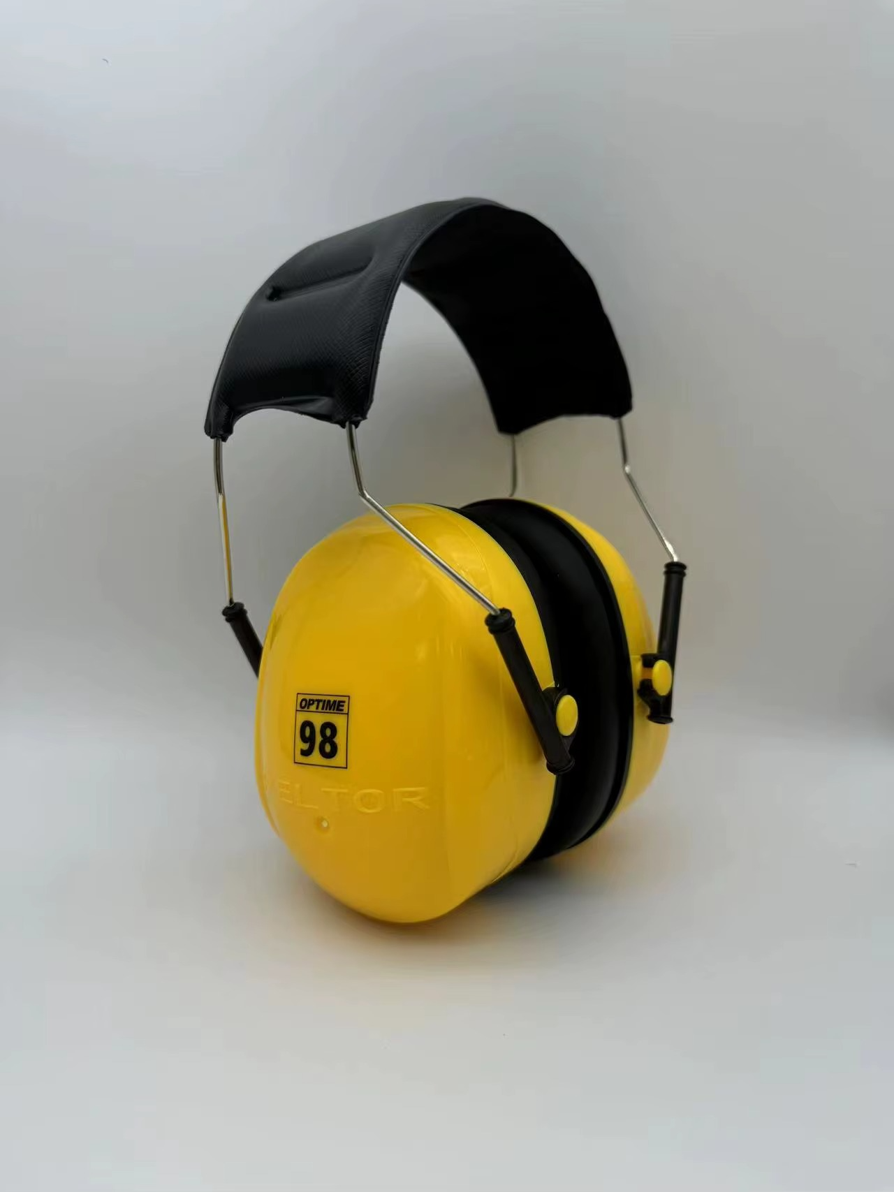 3M PELTOR EARMUFF
