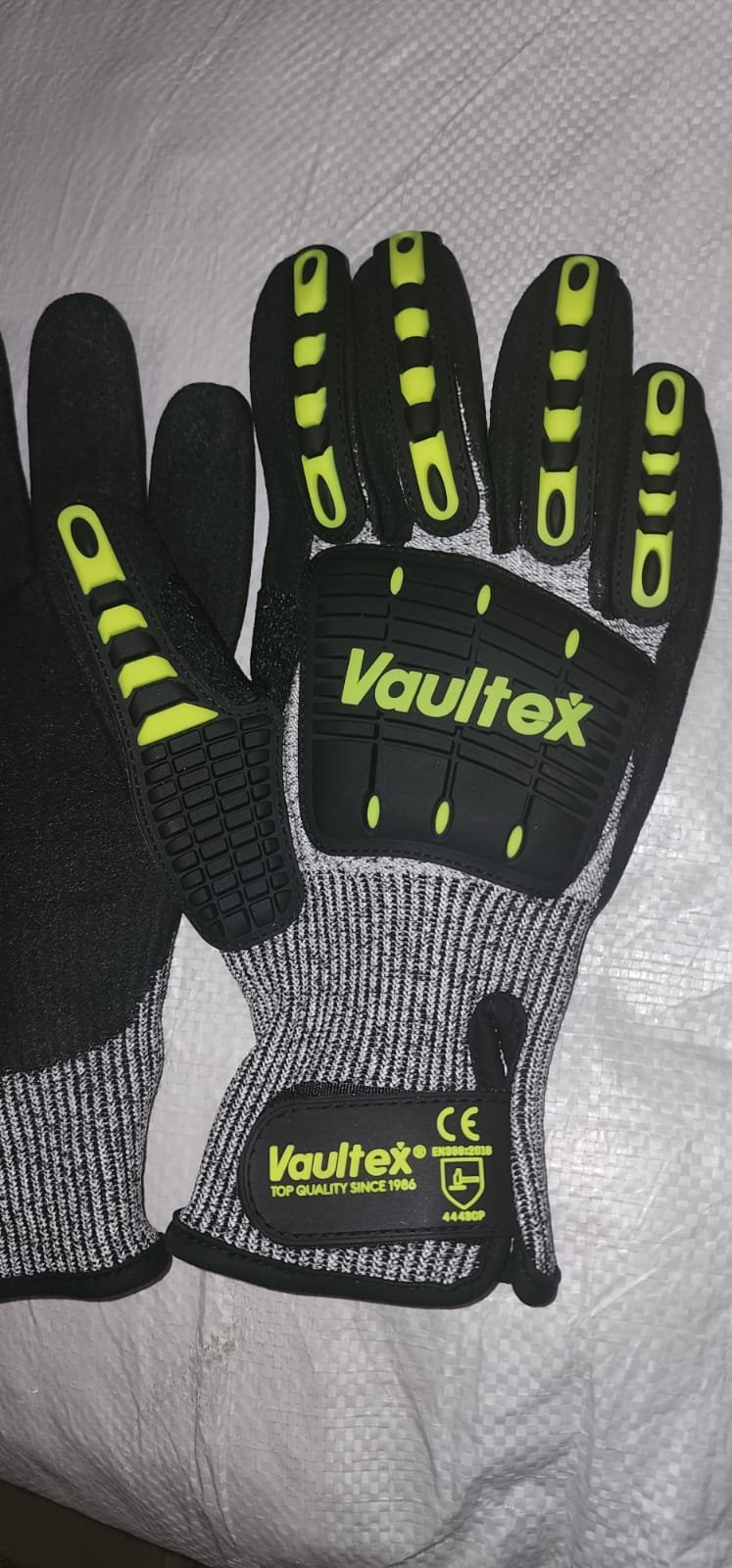 Vaultex Heavy duty Impact resistance gloves